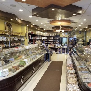 The Nut House selling nuts, seeds, chocolate, turkish delights and sweets in USA through online ecommerce shop
