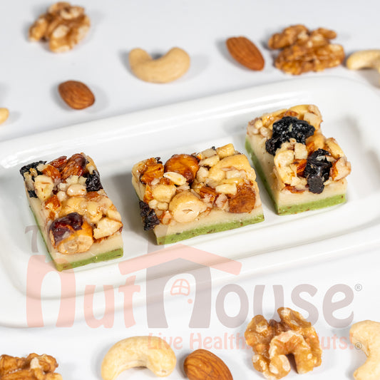 Aleppo Iozina Fingers with Nuts & Raisins