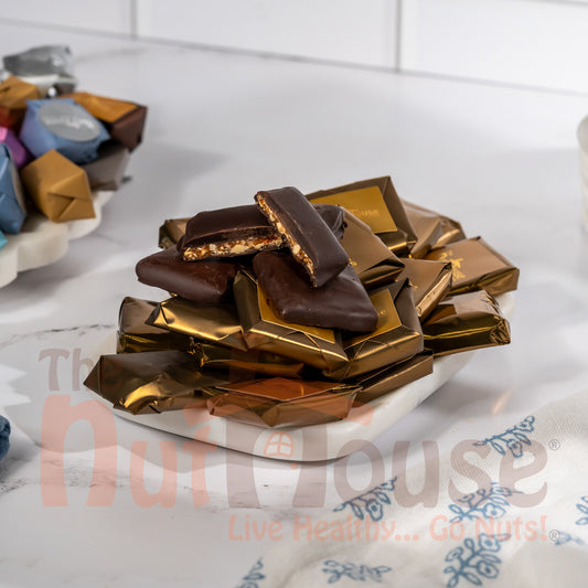 Dark chocolate almond crouqant