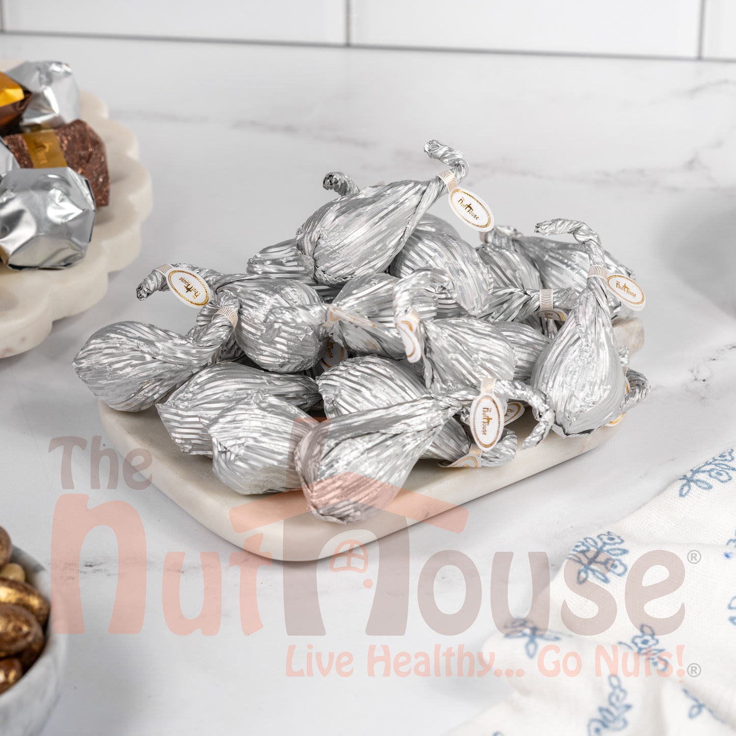 Hazelnut Cream with Crushed Nuts - SILVER